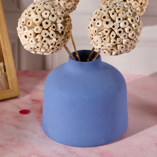 Amalfi Short Vase (Dried flowers not included)