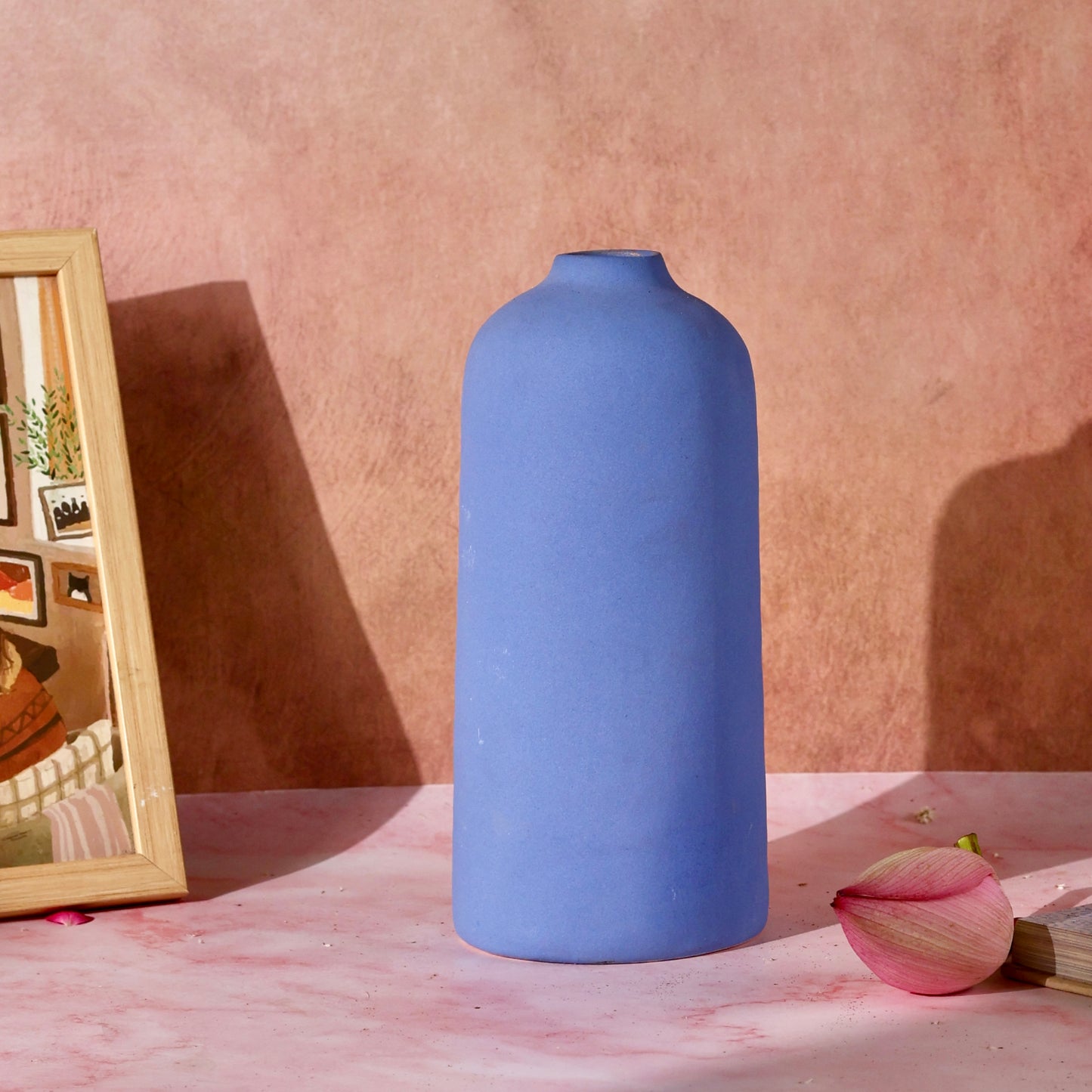 Amalfi Tall Vase (Dried flowers not included)