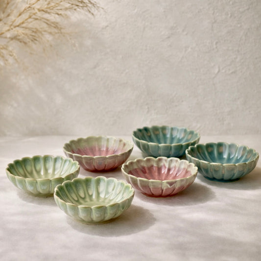 Aurora Bloom Scalloped Mini Bowls - Set of 6