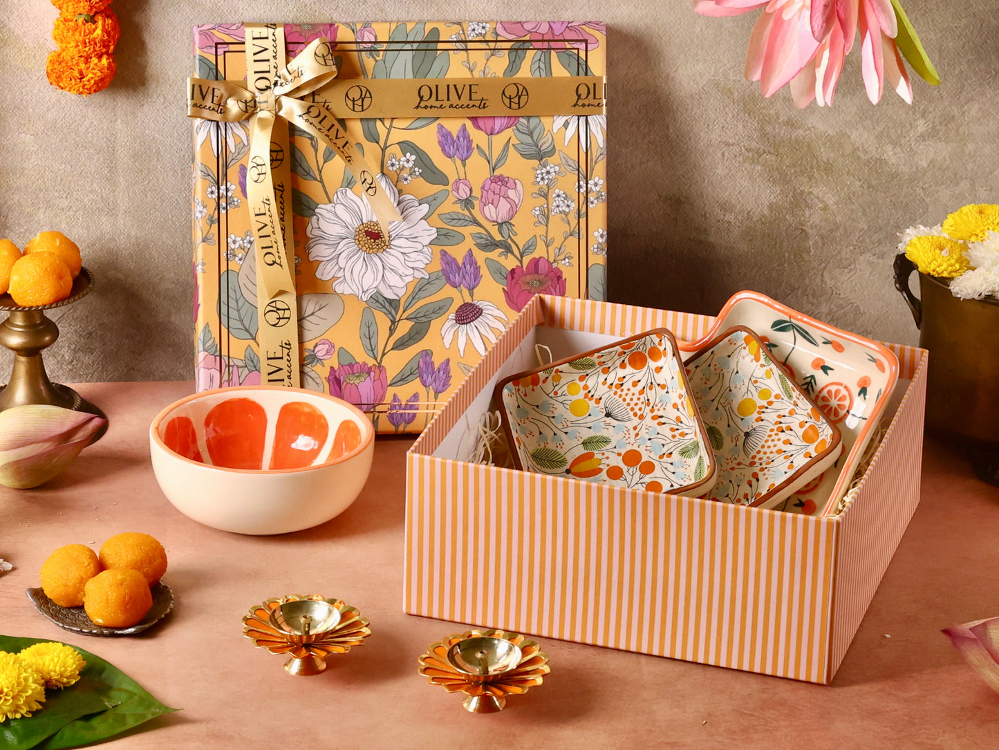 Golden Radiance Gift Hamper
