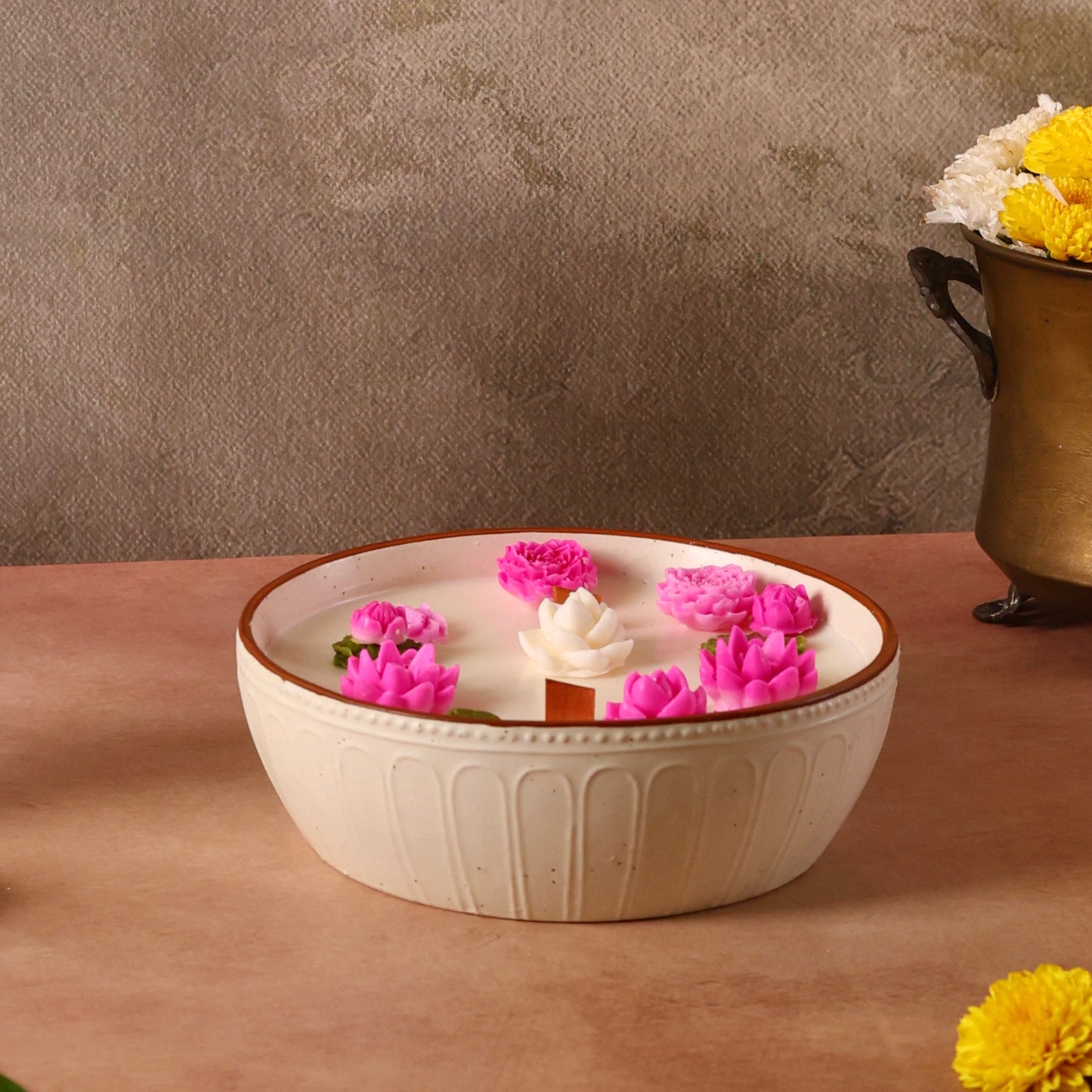 Luminous Lotus Bowl Candle