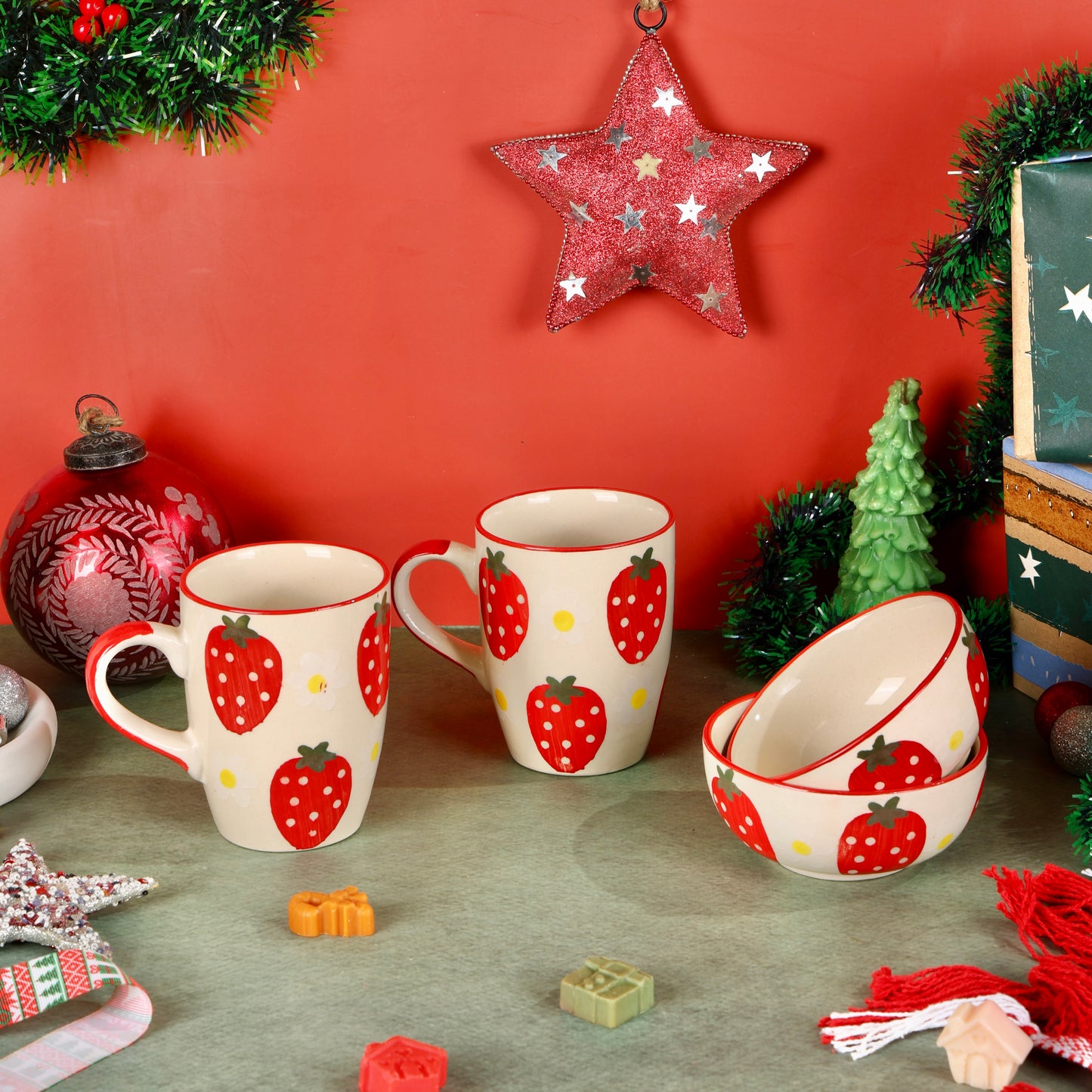 Strawberry Snack Set - Set of 4