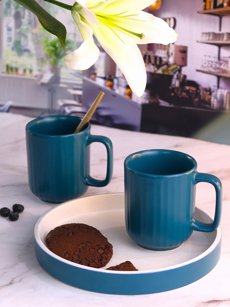 Contemporary Tray with 2 mugs